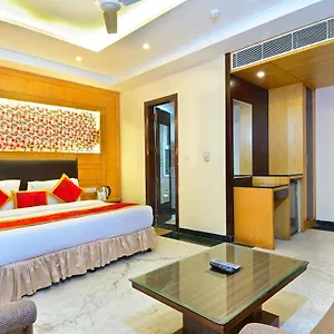 Hari Piorko - Just A Min Away From New Railway Station Hotel