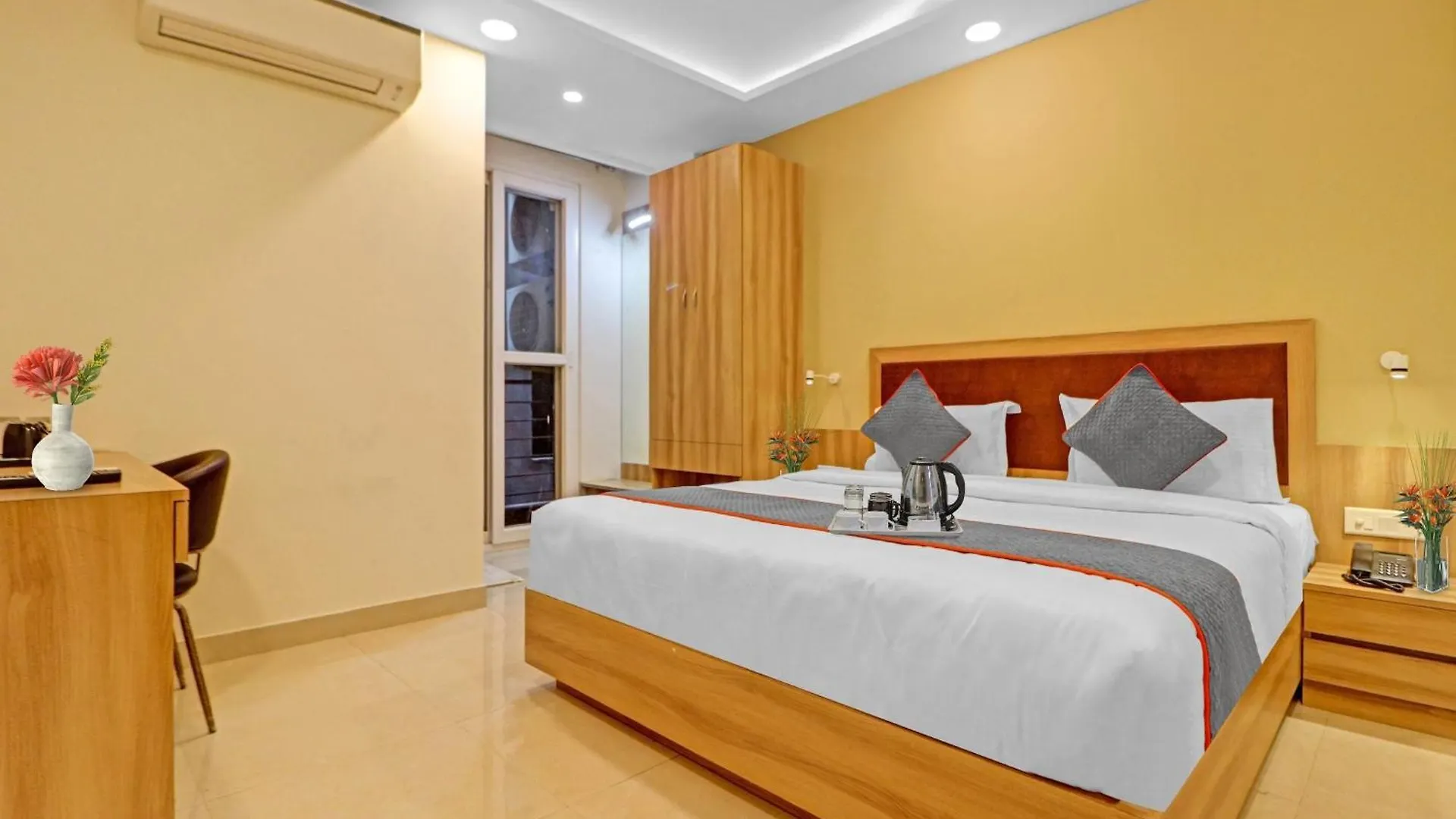Hotel O Royal Residency Delhi  3*, Delhi (National Capital Territory of India) India