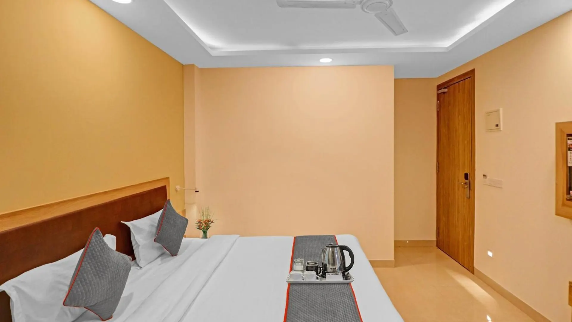 Hotel O Royal Residency Delhi